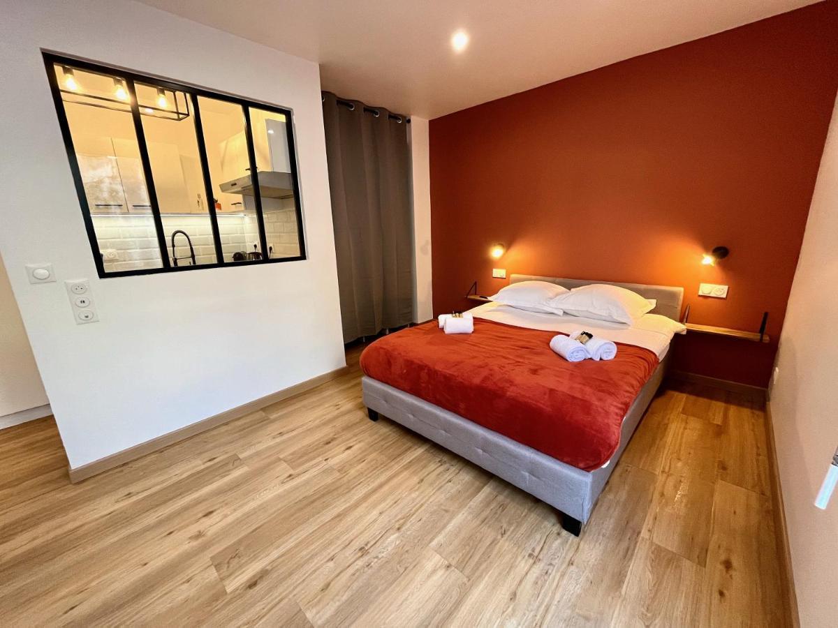 Studio Avec Grande Terrasse Et Parking Privatifs Caen Eksteriør billede